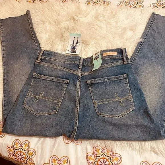 Denizen from Levi's Jeans 👖 size 8/9 - Picture 2 of 8